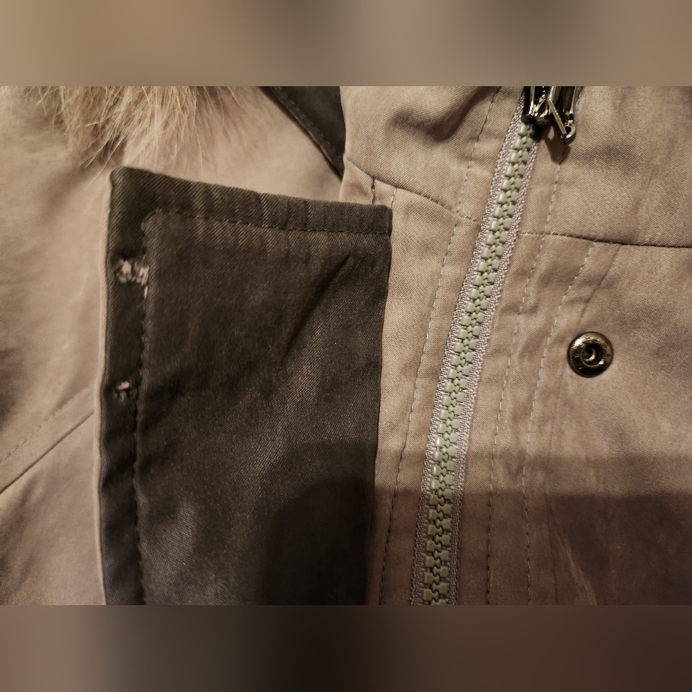 💙FINAL PRICE!!💙 LIZ Claiborne, XS, Womens Winter Coat, Color Taupe - Picture 10 of 10